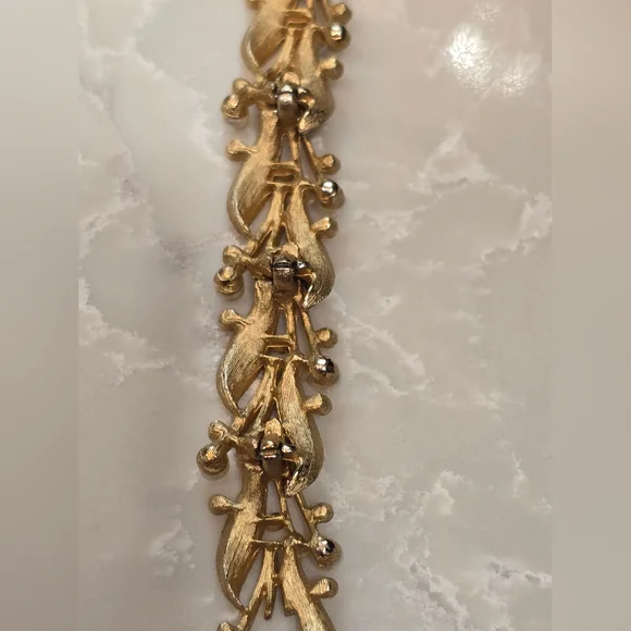 Crown Trifari Pearl & Crystal Bracelet 1950s Vintage Jewelry Floral - Picture 4 of 11